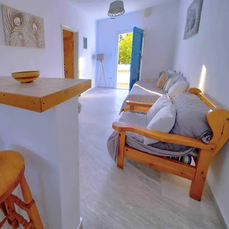 Limni No 1 Self Catering *