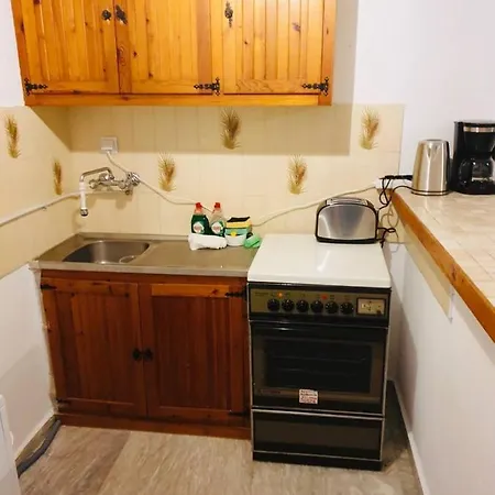 Limni No 1 Self Catering *